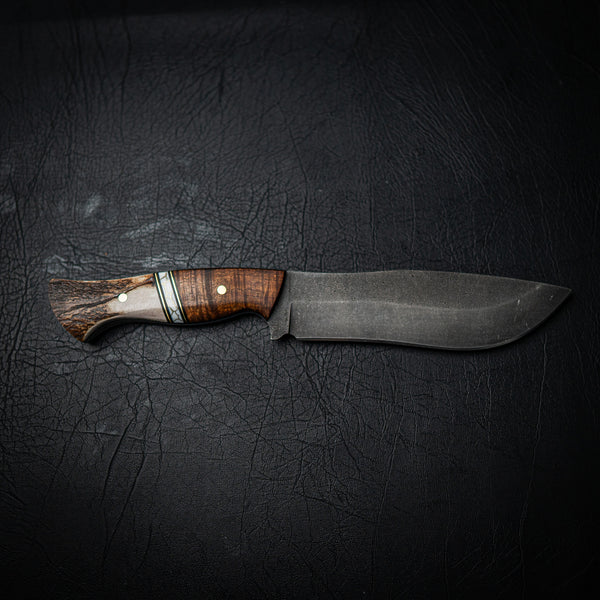 Bear Knife – Gidgee and Antler