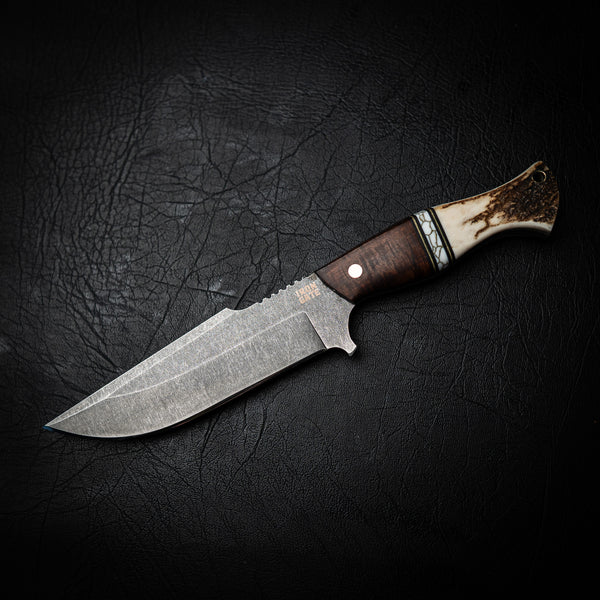 Hunter Knife – Ringed Gidgee, White TruStone & Deer Antler