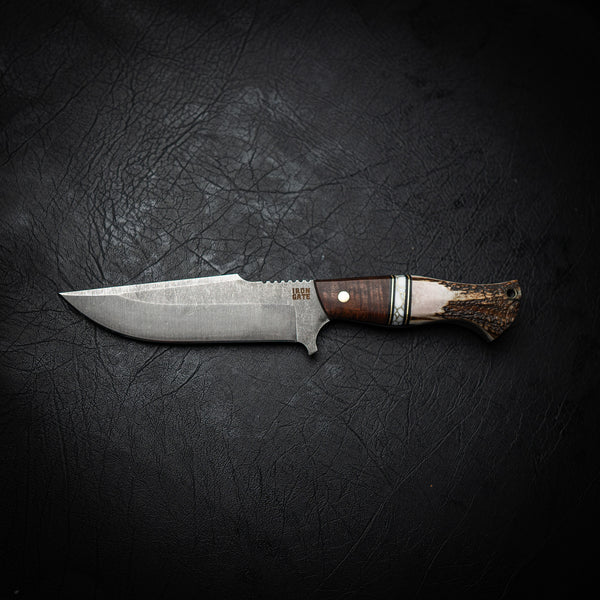 Hunter Knife – Ringed Gidgee, White & Gold TruStone, Brass Spacers & Deer Antler