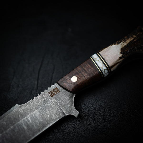 Hunter Knife – Ringed Gidgee, White & Gold TruStone, Brass Spacers & Deer Antler
