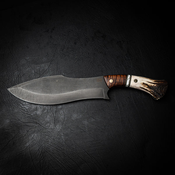 Big Kukri – Ringed Gidgee, White & Gold TruStone, Brass Spacers & Deer Antler Pommel