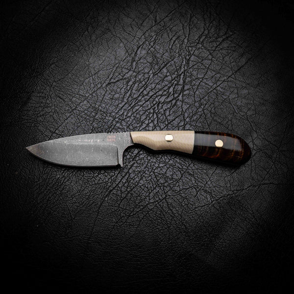 Ergo Skinner — Faux Ivory & Curly Mango