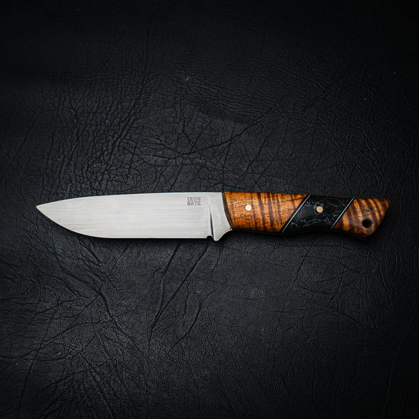 Bushcraft Knife – 440C Stainless with Tasmanian Blackwood & Trustone Spacer
