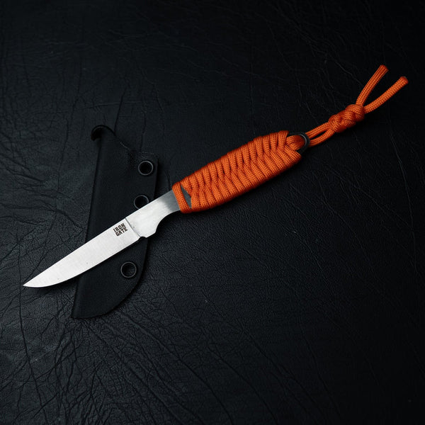 Magnacut Paracord Caping Knife