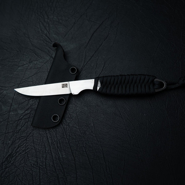 Magnacut Paracord Caping Knife