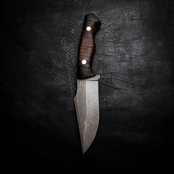 Wide Hunter — Dark Brown Dyed Curly Mango