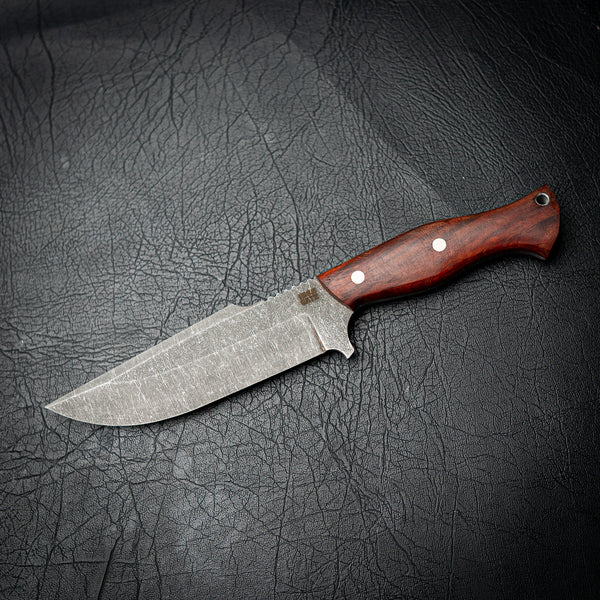 Hunter – Lace Sheoak