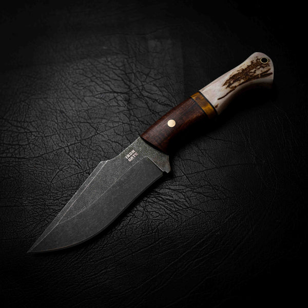 Wide Hunter — Ringed Gidgee, Yellow Dyed Birch & Deer Antler