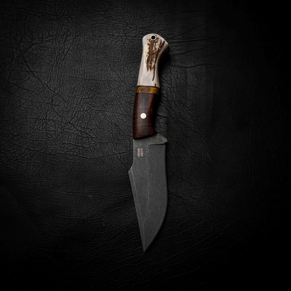 Wide Hunter — Ringed Gidgee, Yellow Dyed Birch & Deer Antler
