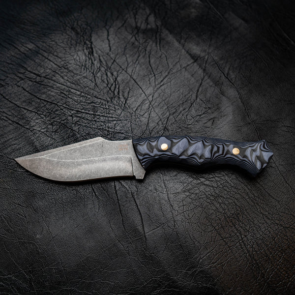 Wide Hunter — Blue & Black Layered G10, Rock Face