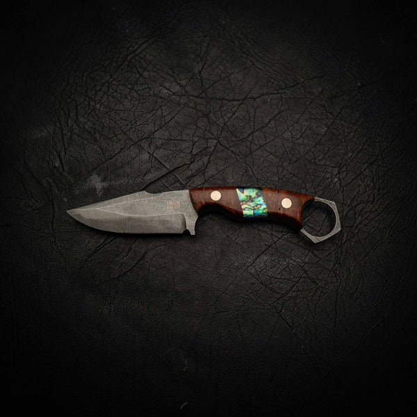 Mini Hunter — N690 & Red Amboyna Burl (Abalone Inlay)