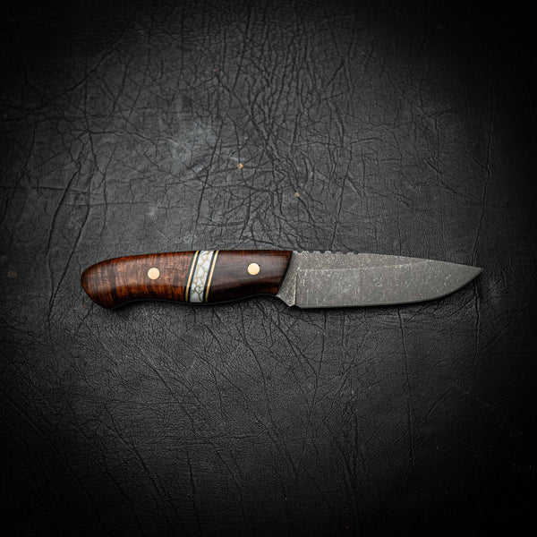 Bushcraft – N690 Stonewashed | Ringed Gidgee, White & Brass Spacer