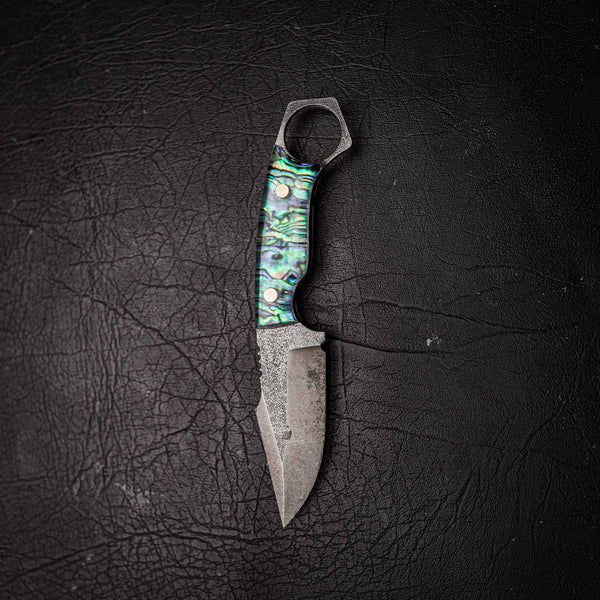Mini Hunter – N690 Steel, Stonewashed Finish, Full Abalone Handle
