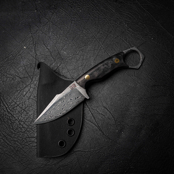 Mini Hunter – Stainless Damascus, Marbled Black Carbon Fiber Handle