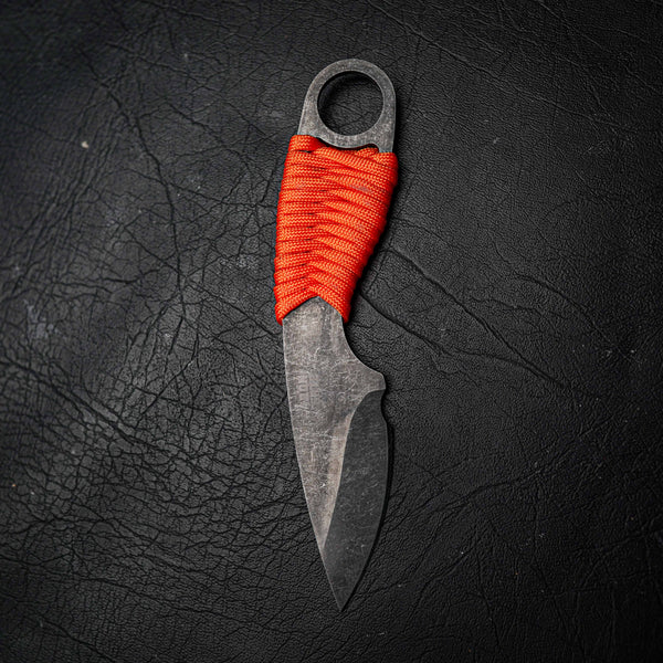 Cub Knife – Carbon Steel, Stonewashed Finish, Blaze Orange Paracord (165mm)