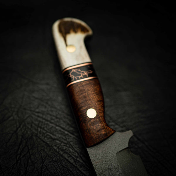 XL Hunter – Tassie Blackwood, Copper TruStone & Deer Antler — Detail view | Iron Gate Knives