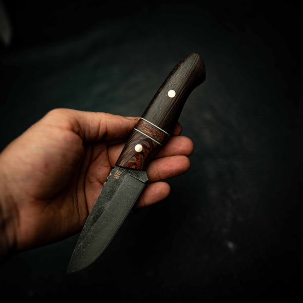 Bushcraft – Stonewashed N690 with Banksia & Wenge
