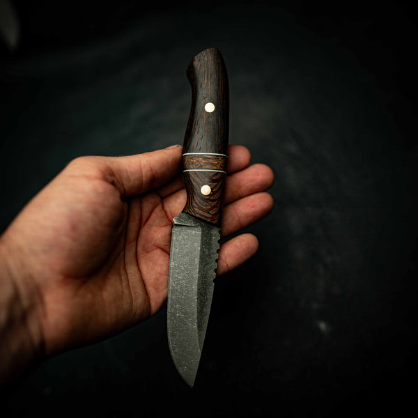Bushcraft – Stonewashed N690 with Banksia & Wenge